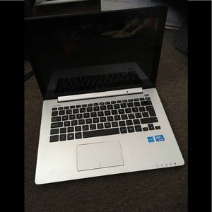 13-inch Asus Vivobook - black/silver